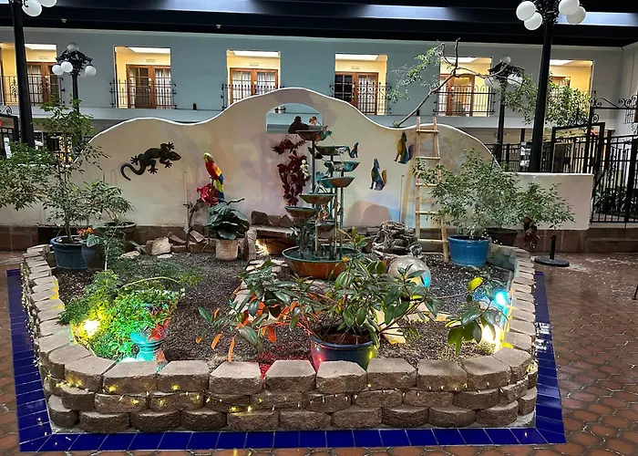 Ramada By Wyndham Las Cruces Hotel & Conference Center