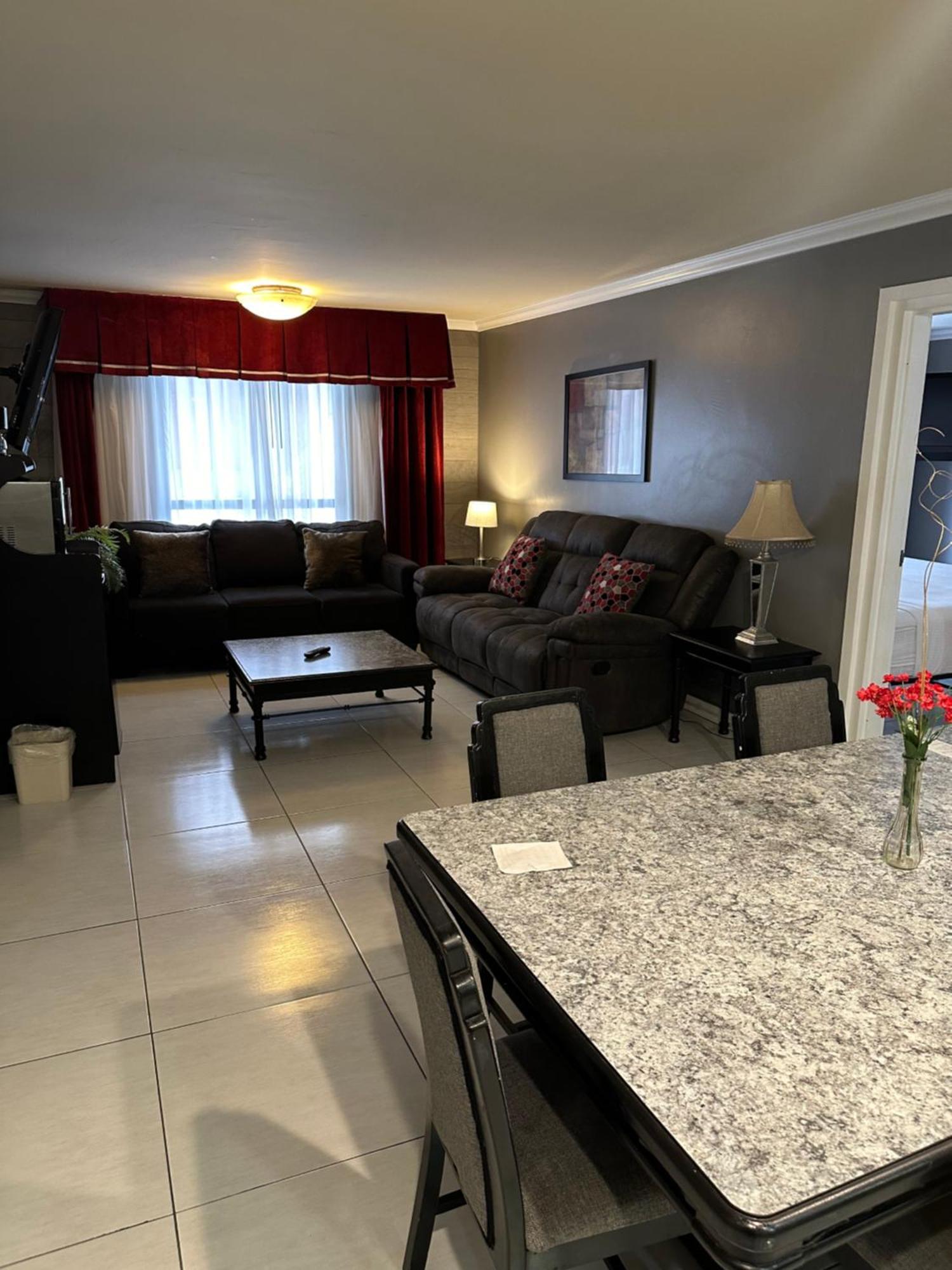 Ramada By Wyndham Cruces & Conference Center Hotel Las Cruces