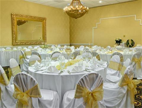 Ramada By Wyndham Cruces & Conference Center Hotel