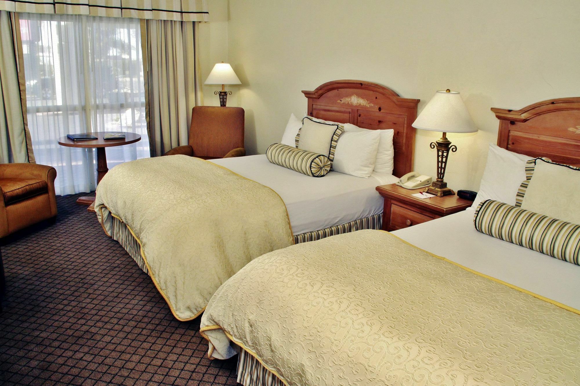Hotel Ramada By Wyndham Cruces & Conference Center